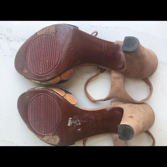 Chie Mihara Suede & Leather Vintage Peep-Toe Heels Size 7 Tan, Golden& Black - Picture 3 of 6